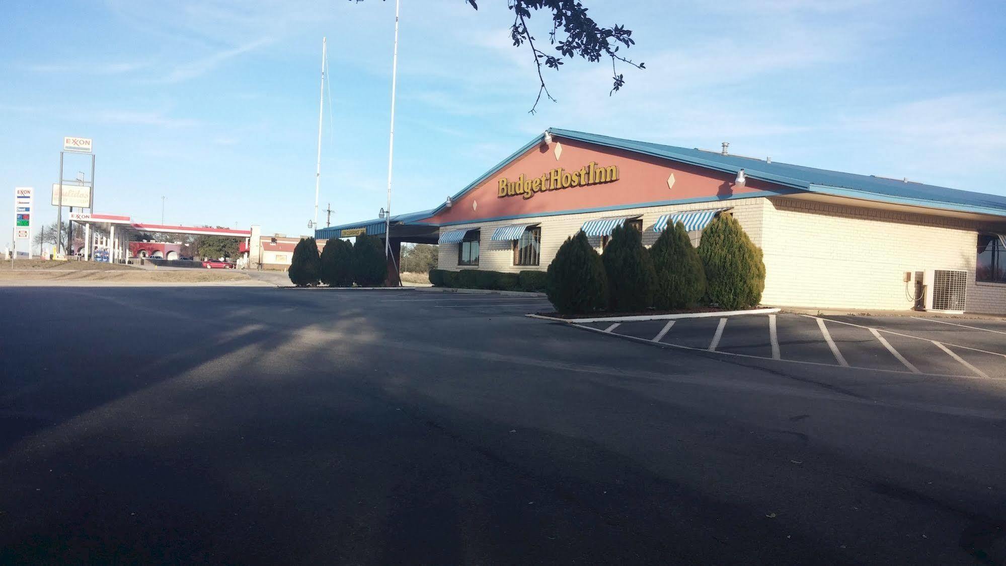 Budget Host Inn Eastland Exterior photo
